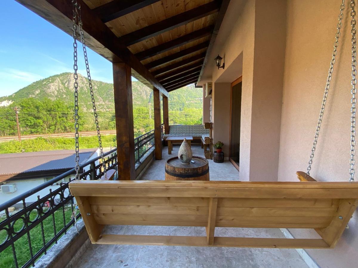 Guest House Radoman Virpazar Esterno foto